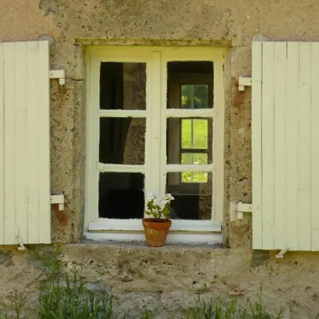 Maison De Charme A La Campagne Avec Jardin Privatif, Confort Moderne Et Accueil Chevaux - Fr-1-489-64 Treteau